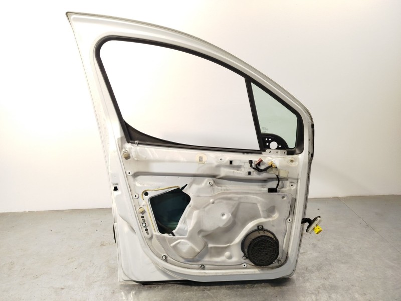 Recambio de puerta delantera izquierda para peugeot partner tepee 1.6 hdi 75 (16v) referencia OEM IAM 9002Z3  