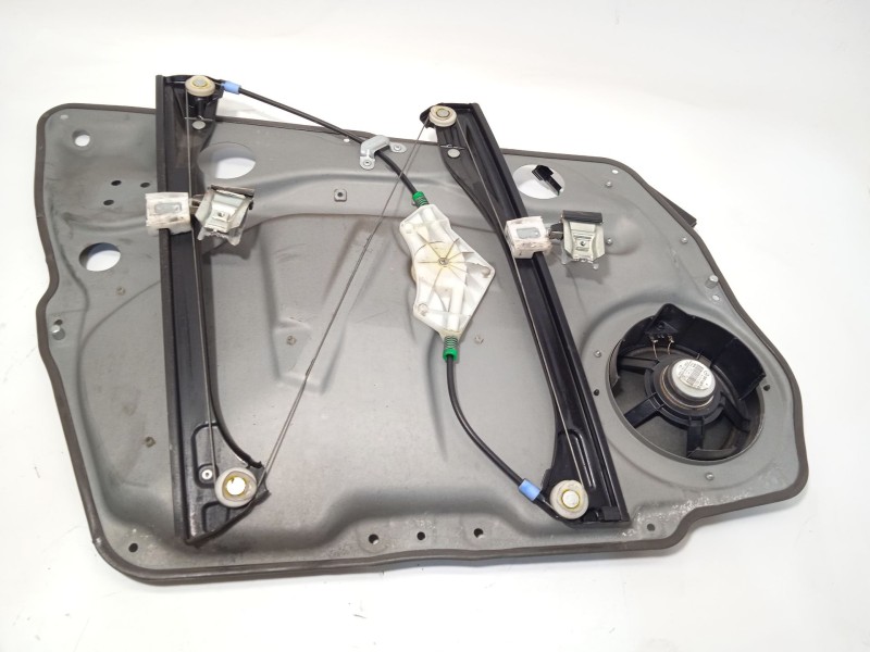 Recambio de elevalunas delantero derecho para mercedes-benz clase b (w245) 2.0 cat referencia OEM IAM A1697203079  