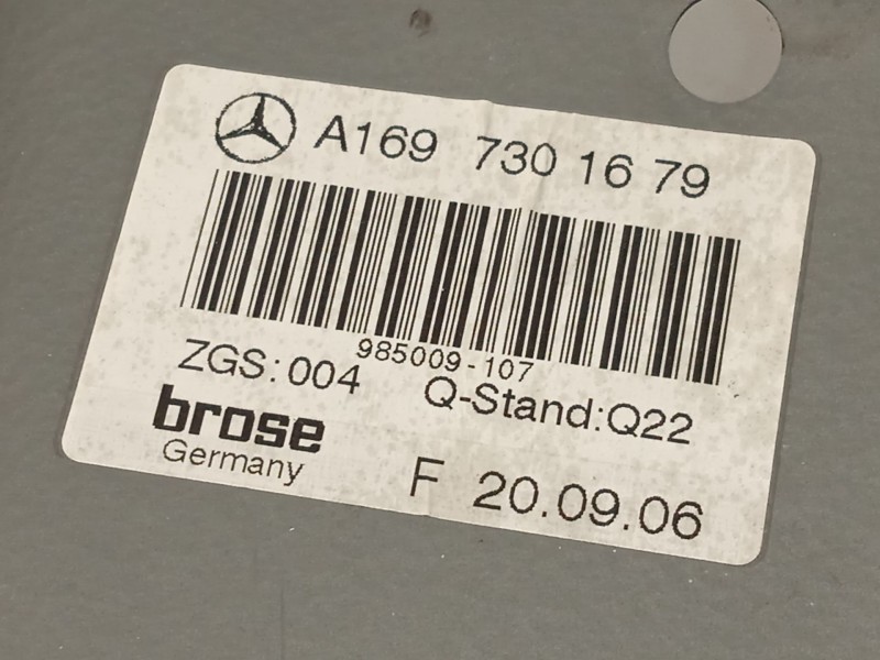 Recambio de elevalunas trasero derecho para mercedes-benz clase b (w245) 2.0 cat referencia OEM IAM A1697301679  