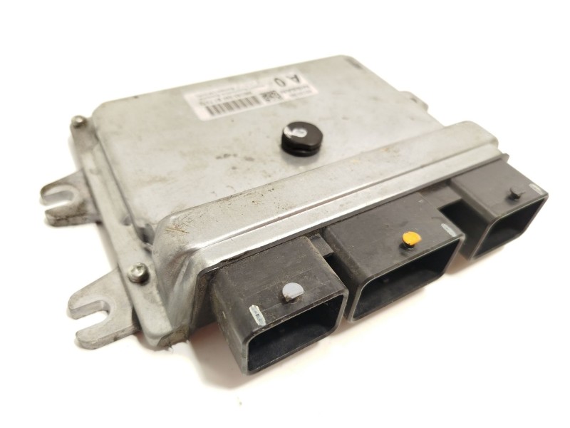 Recambio de centralita motor uce para nissan qashqai i (j10, nj10) 2.0 referencia OEM IAM MEC93390  