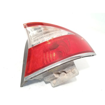 PILOTO TRASERO DERECHO 84201AG241 