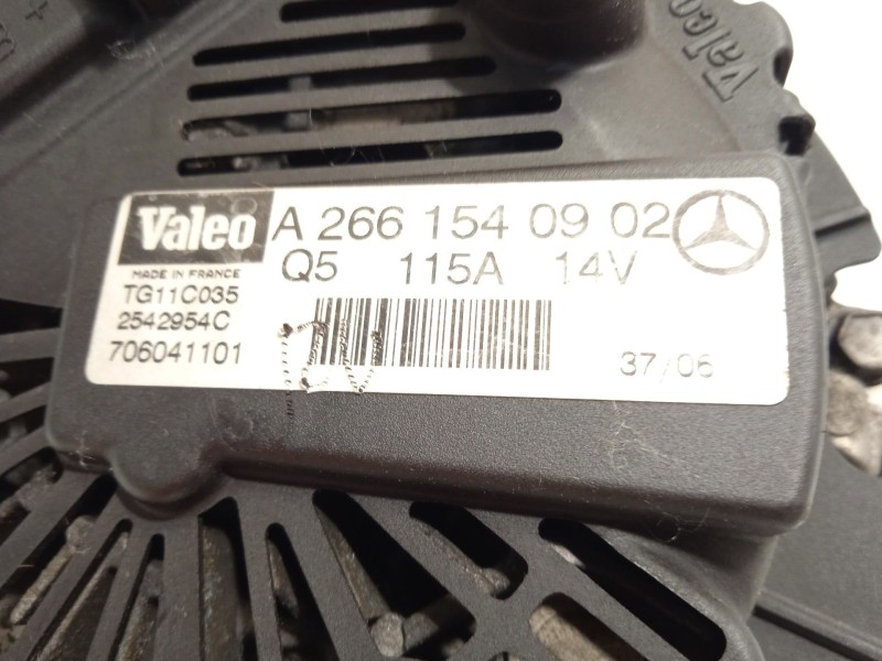 Recambio de alternador para mercedes-benz clase b (w245) 2.0 cat referencia OEM IAM A2661540902  TG11C035