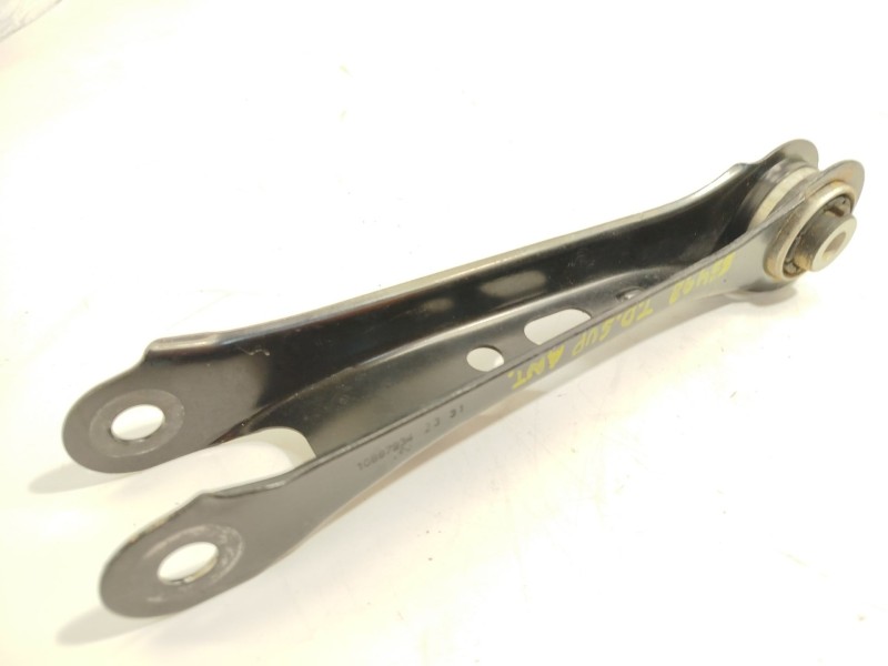 Recambio de brazo suspension superior trasero derecho para mg mg 4 (eh32) ev referencia OEM IAM 10887934  