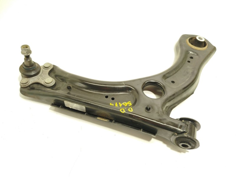 BRAZO SUSPENSION INFERIOR DELANTERO DERECHO 2Q0407152D 