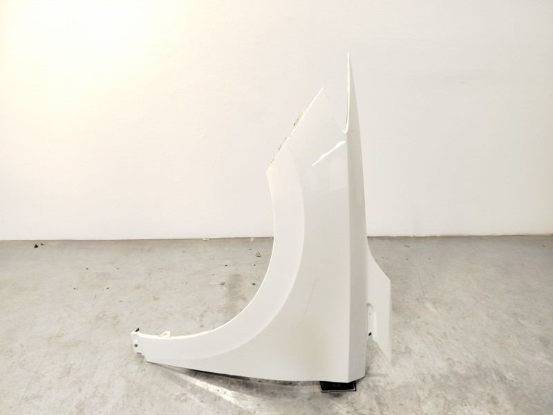 Recambio de aleta delantera izquierda para mg mg 4 (eh32) ev referencia OEM IAM NOREF  