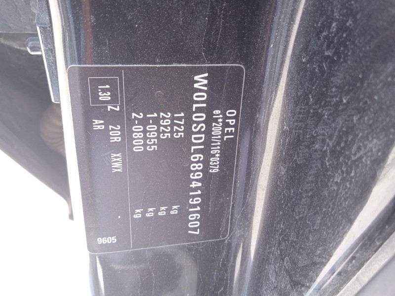 opel corsa d (s07) del año 2009