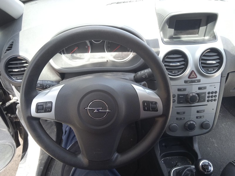 opel corsa d (s07) del año 2009