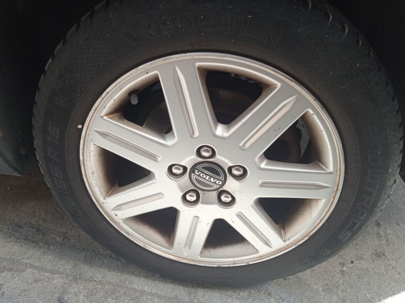 volvo v50 (545) del año 2004