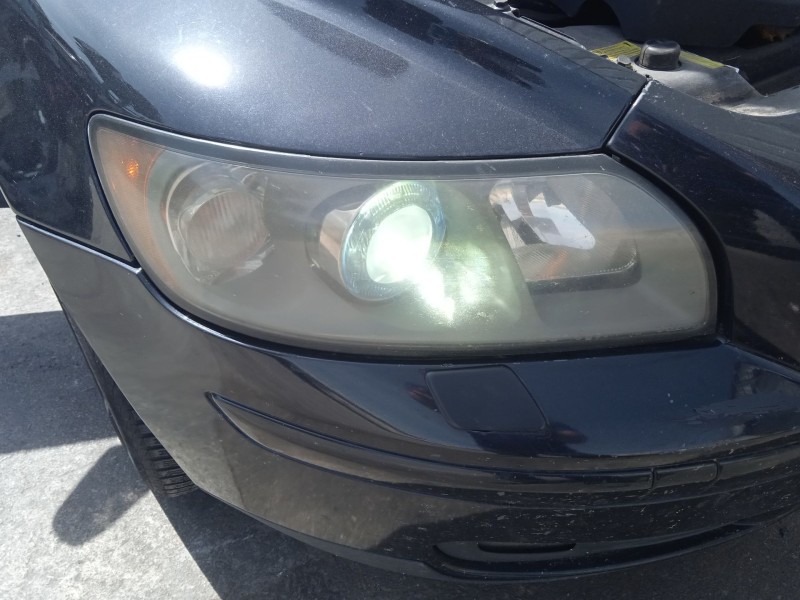 volvo v50 (545) del año 2004