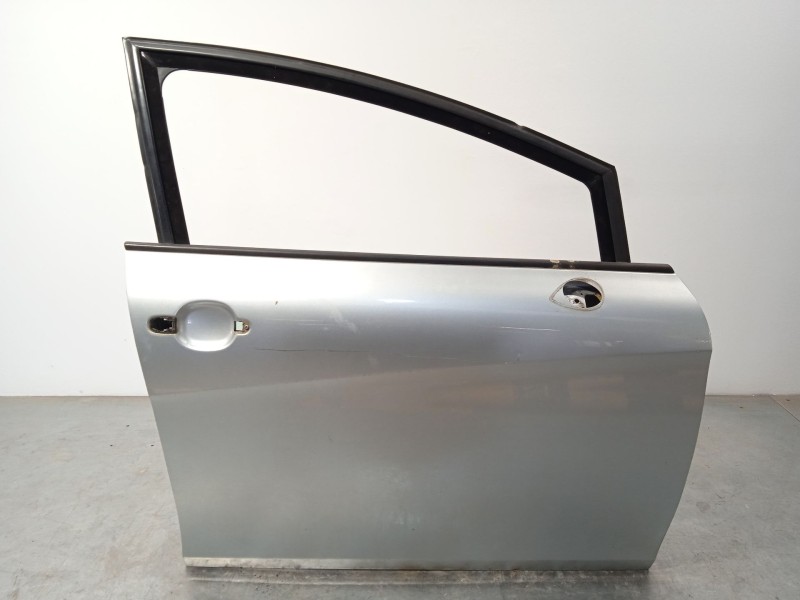 Recambio de puerta delantera derecha para seat leon (1p1) 1.6 tdi referencia OEM IAM 1P0831056A  
