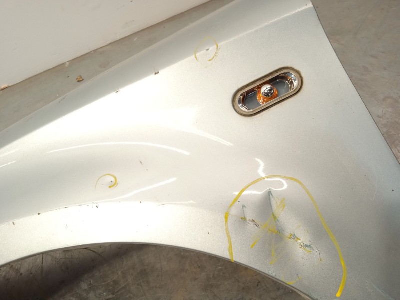 Recambio de aleta delantera izquierda para seat leon (1p1) 1.6 tdi referencia OEM IAM 1P0821021A  