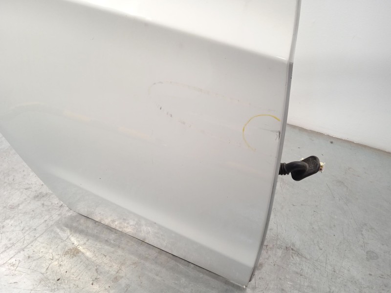 Recambio de puerta trasera derecha para hyundai i30 (gd) trend referencia OEM IAM 77004A6000  