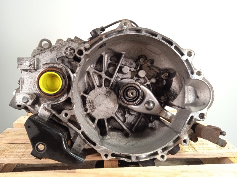 Recambio de caja cambios para hyundai i30 (gd) trend referencia OEM IAM 4300032904  WCJ6E