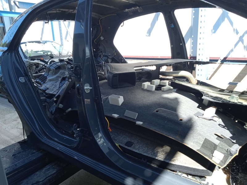 kia rio (yb) del año 2023