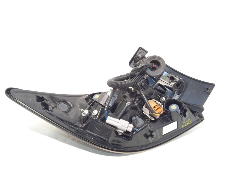 Recambio de piloto trasero derecho para toyota corolla (e21) referencia OEM IAM 8155102C80 0 