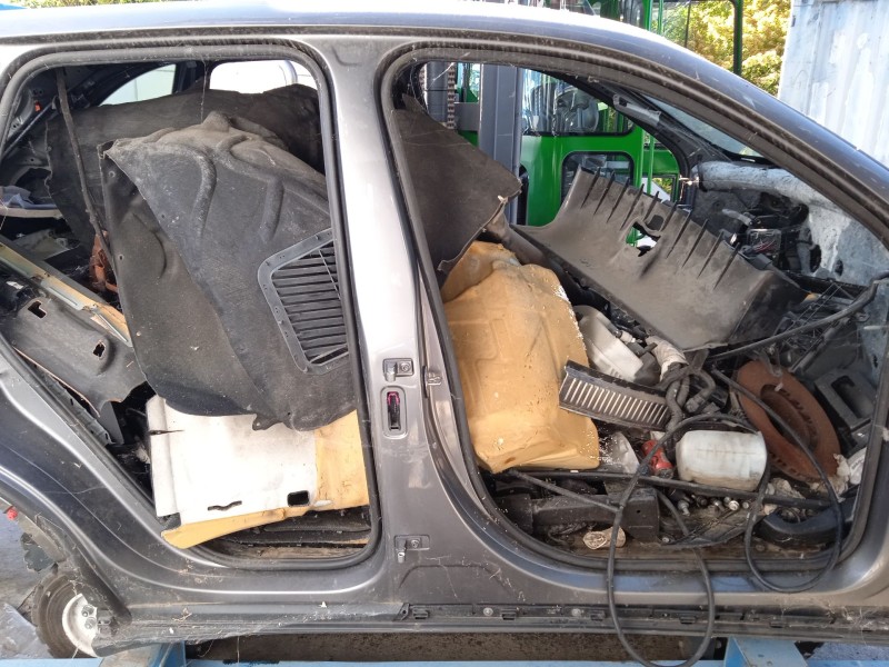 porsche cayenne (typ 92aa) del año 2011