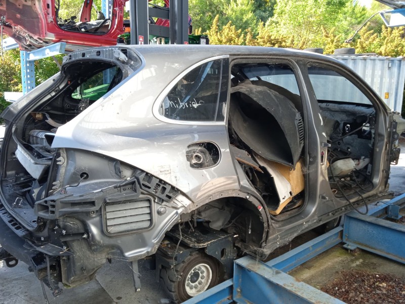 porsche cayenne (typ 92aa) del año 2011