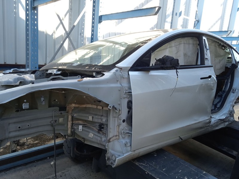 tesla model 3 rwd del año 2022