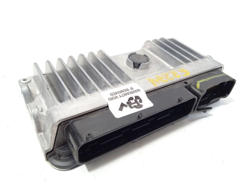 Recambio de centralita motor uce para toyota corolla (e21) referencia OEM IAM 896610ZS10  2768007481