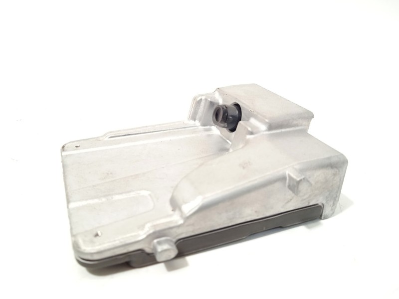 Recambio de modulo electronico para toyota corolla (e21) referencia OEM IAM 8646C12010  0365007975