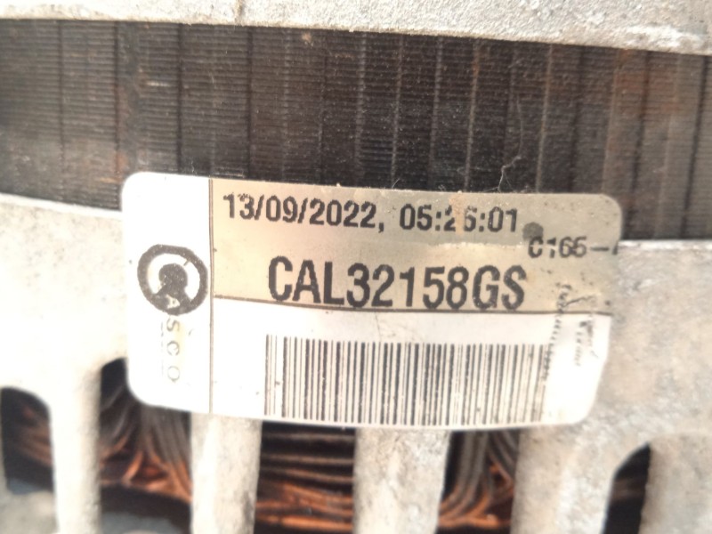 Recambio de alternador para hyundai i30 (gd) trend referencia OEM IAM 373002A805 CAL32158GS 2621365