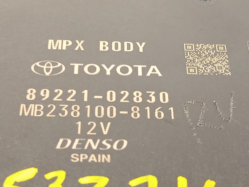 Recambio de modulo electronico para toyota corolla (e21) referencia OEM IAM 8922102830  2381008161