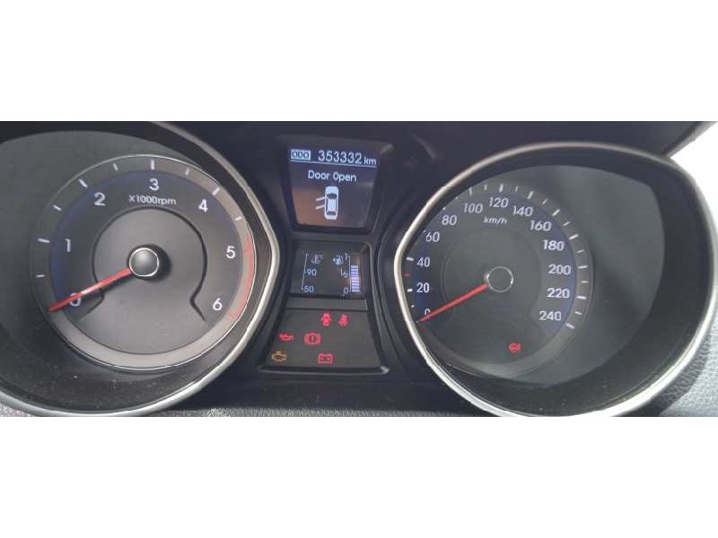 Recambio de cuadro instrumentos para hyundai i30 (gd) trend referencia OEM IAM 94003A6510  11002207101U