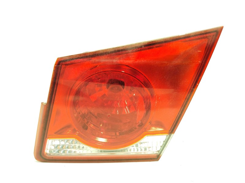 Recambio de piloto trasero derecho interior para chevrolet cruze ls referencia OEM IAM 95130773  