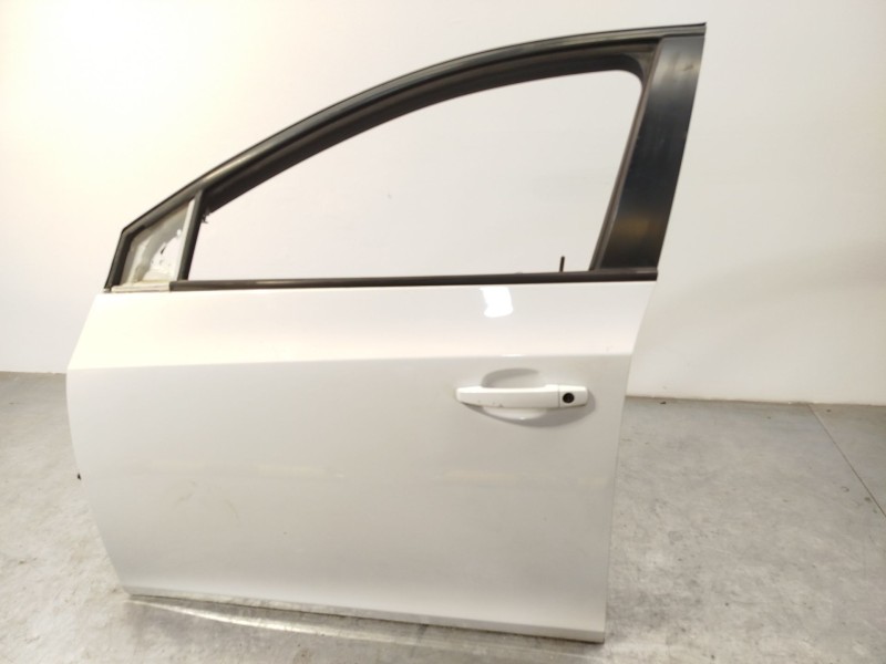 Recambio de puerta delantera izquierda para chevrolet cruze ls referencia OEM IAM 95987757  