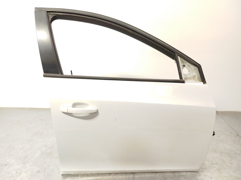 Recambio de puerta delantera derecha para chevrolet cruze ls referencia OEM IAM 95987758  