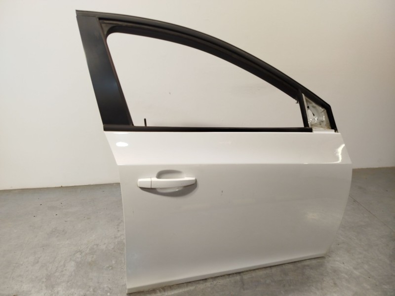 Recambio de puerta delantera derecha para chevrolet cruze ls referencia OEM IAM 95987758  