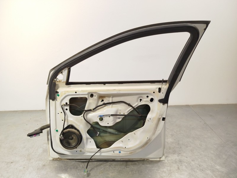 Recambio de puerta delantera derecha para chevrolet cruze ls referencia OEM IAM 95987758  