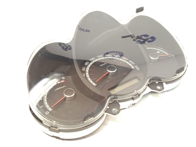 Recambio de cuadro instrumentos para kia venga (yn) 1.6 crdi 128 referencia OEM IAM 940041P430  A2C53382185