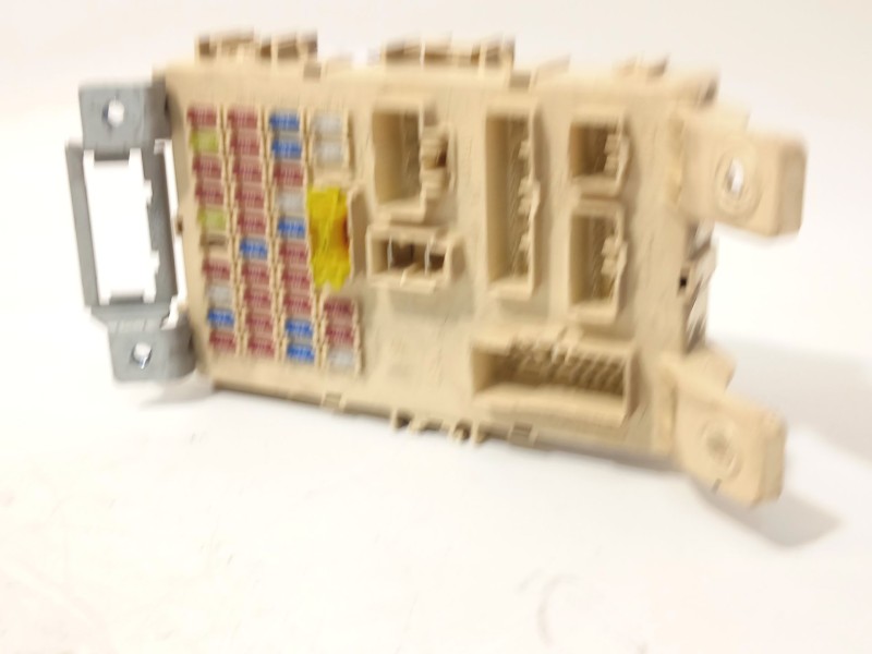 Recambio de caja reles / fusibles para kia venga (yn) 1.6 crdi 128 referencia OEM IAM 919501J011  