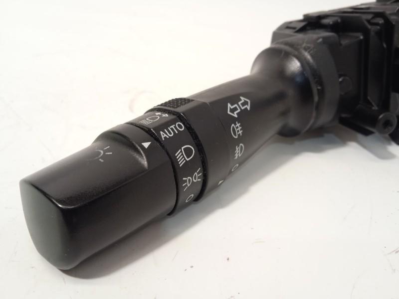 Recambio de mando luces para kia venga (yn) 1.6 crdi 128 referencia OEM IAM 934101M630  