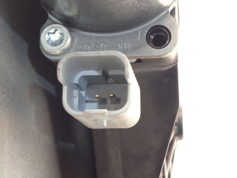 Recambio de elevalunas delantero derecho para kia venga (yn) 1.6 crdi 128 referencia OEM IAM 824801P020 824601P000 