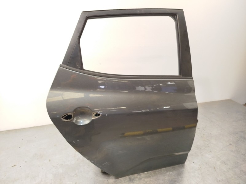 Recambio de puerta trasera derecha para kia venga (yn) 1.6 crdi 128 referencia OEM IAM 770041P000  