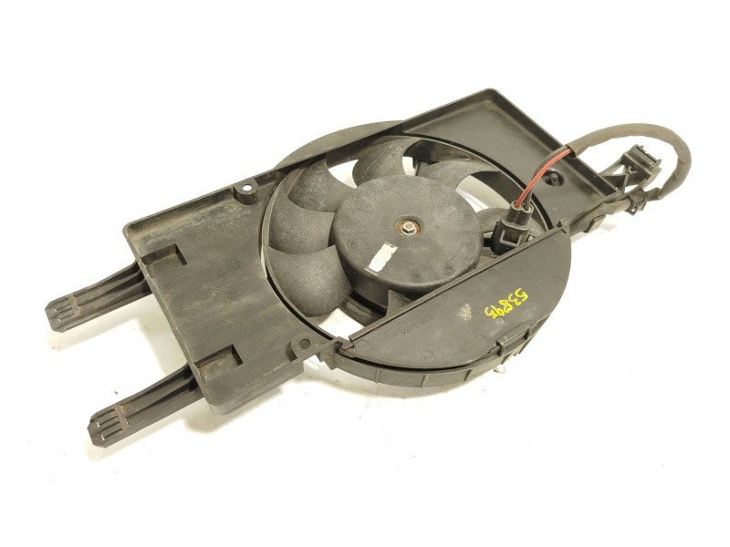 Recambio de electroventilador para ford focus iii 1.0 ecoboost referencia OEM IAM BV618C607SB 1815246 