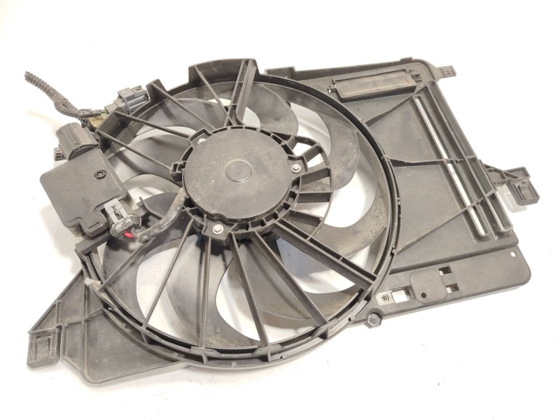 Recambio de electroventilador para ford focus iii 1.0 ecoboost referencia OEM IAM CV618C607VA 2269500 