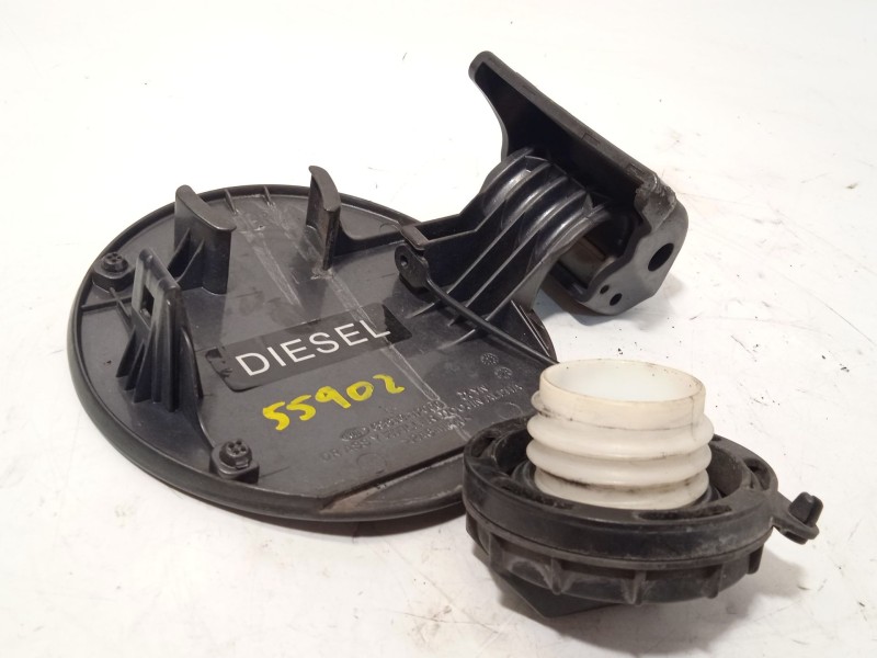 Recambio de tapa exterior combustible para kia venga (yn) 1.6 crdi 128 referencia OEM IAM 695101P000  