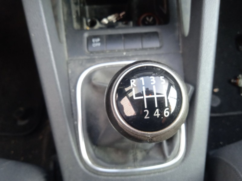 volkswagen golf v (1k1) del año 2008