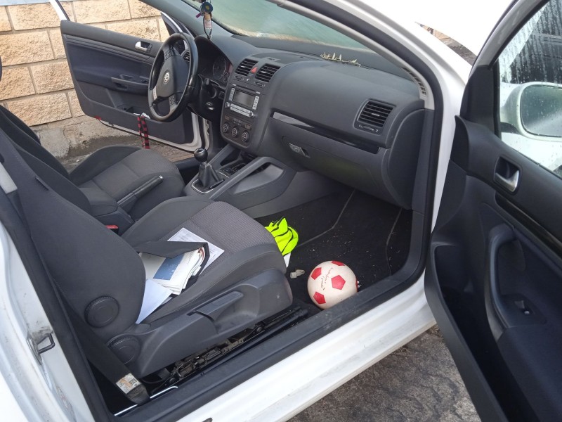 volkswagen golf v (1k1) del año 2008