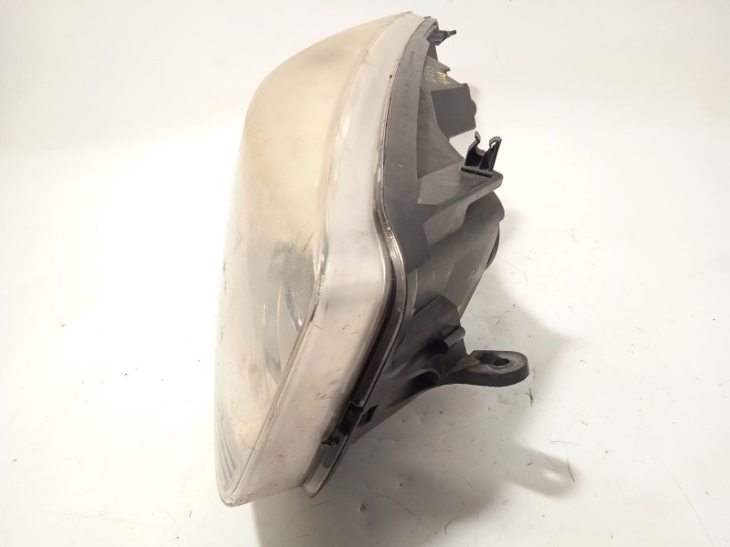 Recambio de faro derecho para kia venga (yn) 1.6 crdi 128 referencia OEM IAM 921021P000  030125720200