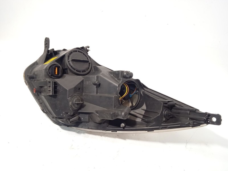 Recambio de faro derecho para kia venga (yn) 1.6 crdi 128 referencia OEM IAM 921021P000  030125720200