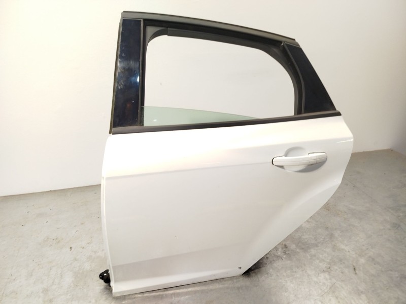 Recambio de puerta trasera izquierda para ford focus iii 1.0 ecoboost referencia OEM IAM 2172760  
