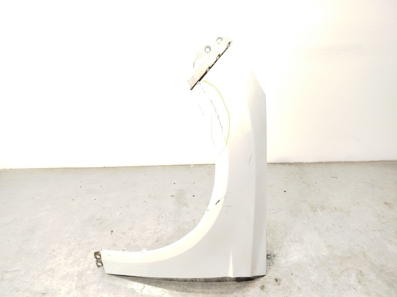 Recambio de aleta delantera izquierda para ford focus iii 1.0 ecoboost referencia OEM IAM 2171304 PBM51A16009AG 