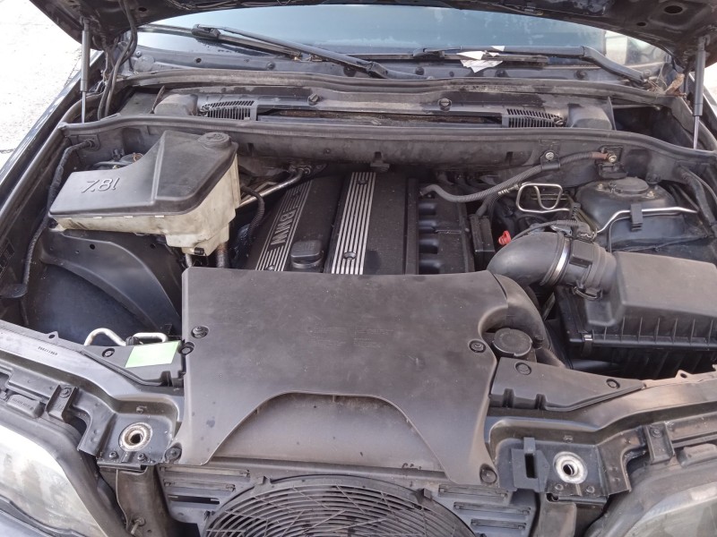 bmw x5 (e53) del año 2001