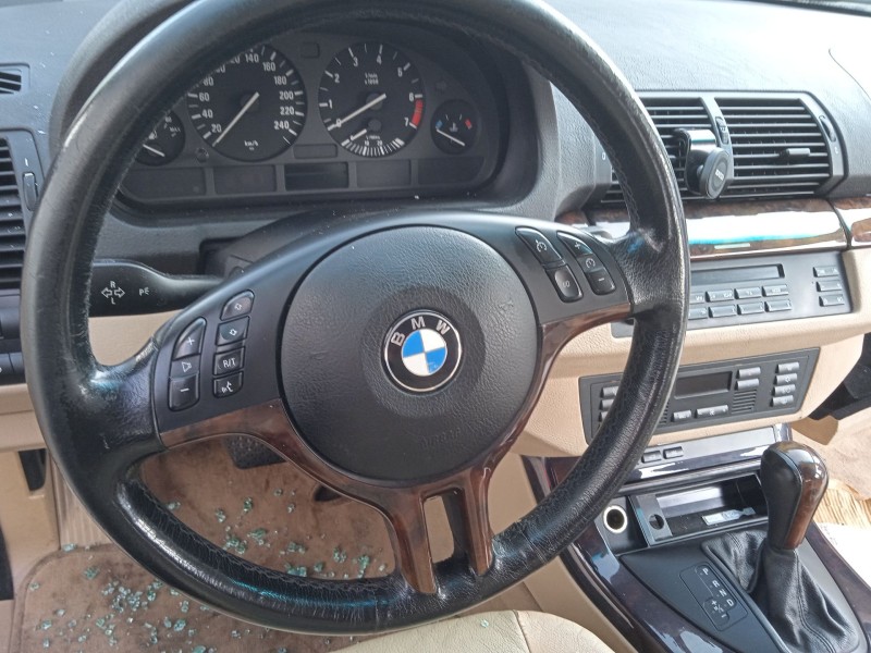 bmw x5 (e53) del año 2001