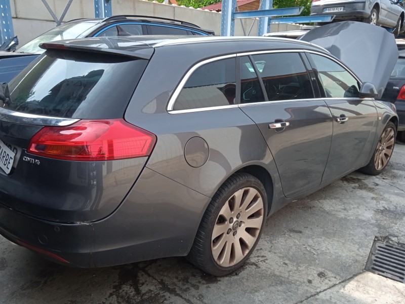 opel insignia a sports tourer (g09) del año 2011