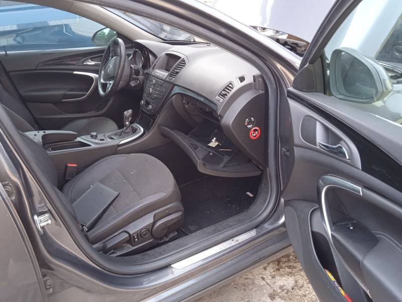 opel insignia a sports tourer (g09) del año 2011